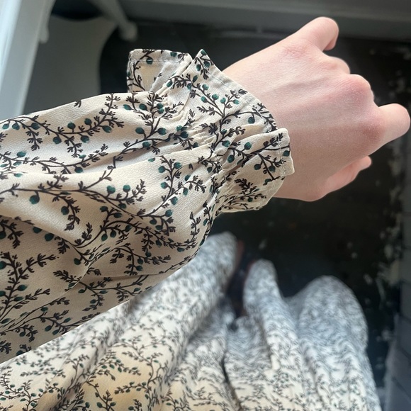 Hayden Los Angeles long sleeve dress - Picture 6 of 9